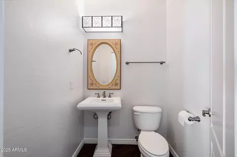 Bath - 970 S Henry Ln, Gilbert, AZ 85296 photo 1 of 5