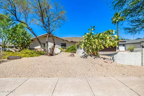 Exterior - 28 E Winged Foot Rd, Phoenix, AZ 85022 photo 1 of 14