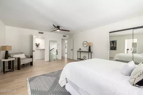 Bedroom - 28 E Winged Foot Rd, Phoenix, AZ 85022 photo 3 of 7