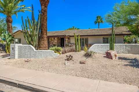 Exterior - 28 E Winged Foot Rd, Phoenix, AZ 85022 photo 4 of 14