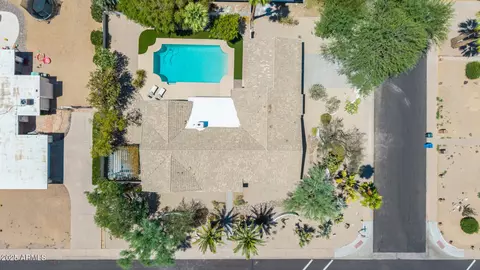 View/Area - 28 E Winged Foot Rd, Phoenix, AZ 85022 photo 10 of 10