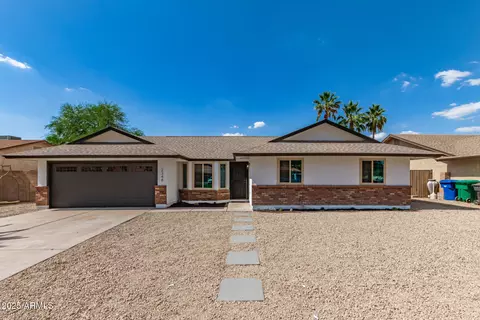 2348 E Diamond Ave, Mesa, AZ 85204