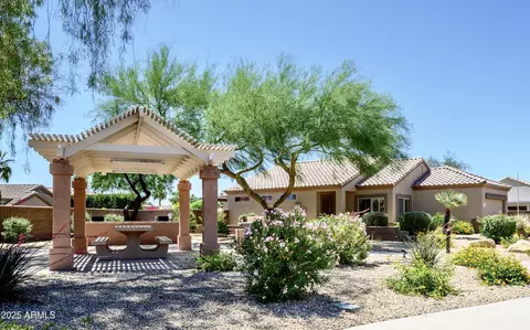 19607 N Flint Way, Surprise, AZ 85374