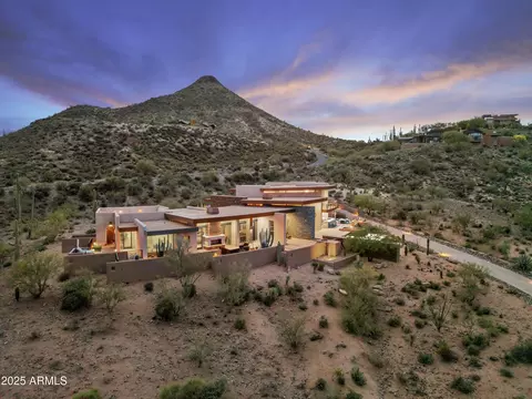 39602 N Charles Blair Macdonald Rd, Scottsdale, AZ 85262