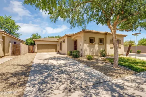 948 E Savannah Dr, Chandler, AZ 85225