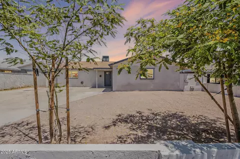 3017 N 46th Dr, Phoenix, AZ 85031