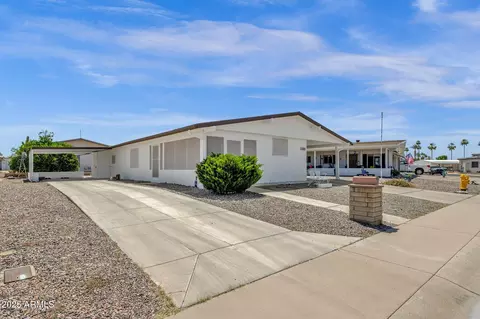 2241 N Nicklaus Dr, Mesa, AZ 85215