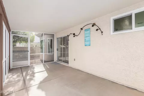 3443 E Wickieup Ln, Phoenix, AZ 85050 photo 20