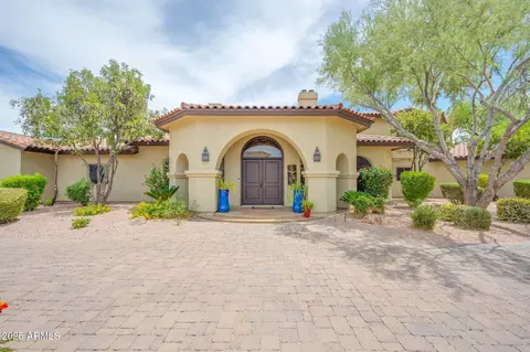 700 N Dobson Rd #34, Chandler, AZ 85224