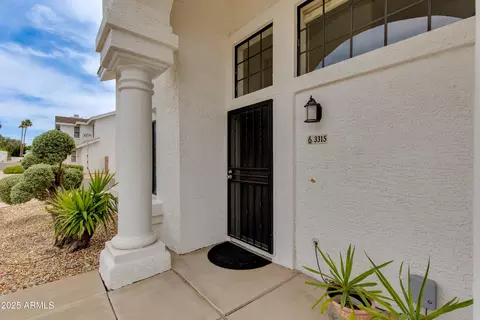 Exterior - 3315 E Taro Ln, Phoenix, AZ 85050 photo 4 of 6