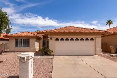 10713 E Voax Dr, Sun Lakes, AZ 85248