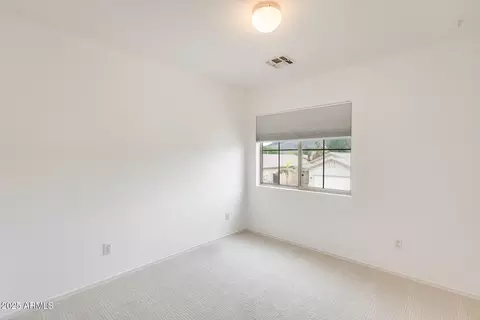 Bedroom - 4041 W Hackamore Dr, Phoenix, AZ 85083 photo 5 of 7