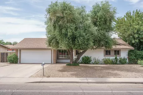 4443 W Acoma Dr, Glendale, AZ 85306