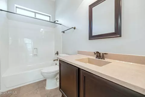 Bath - 1847 N Red Clf, Mesa, AZ 85207 photo 3 of 3