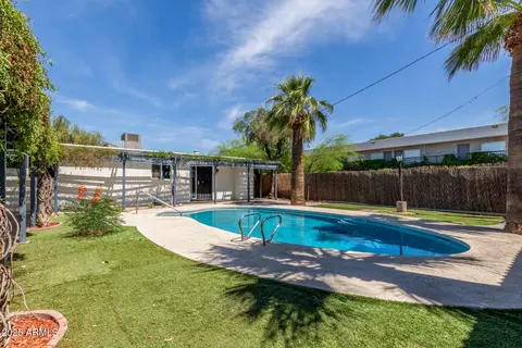 4235 N 13th Pl, Phoenix, AZ 85014 photo 9