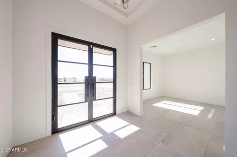 Entry Way - 1904 E Creek Canyon Rd, Phoenix, AZ 85086 photo 3 of 4