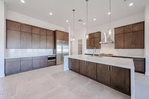Kitchen - 1904 E Creek Canyon Rd, Phoenix, AZ 85086 photo 17 of 17