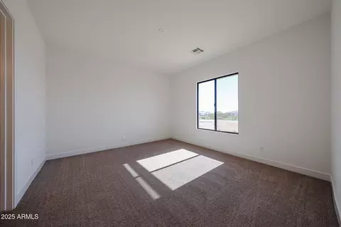Bedroom - 1904 E Creek Canyon Rd, Phoenix, AZ 85086 photo 6 of 14