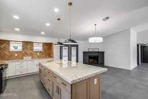 3011 E John Cabot Dr, Phoenix, AZ 85032 photo 14