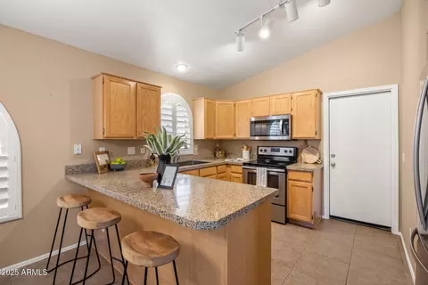 93 S Sandstone St, Gilbert, AZ 85296 photo 9