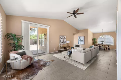 93 S Sandstone St, Gilbert, AZ 85296 photo 3