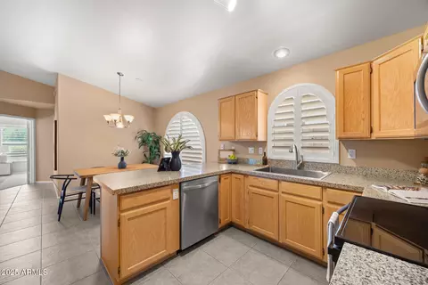 93 S Sandstone St, Gilbert, AZ 85296 photo 11