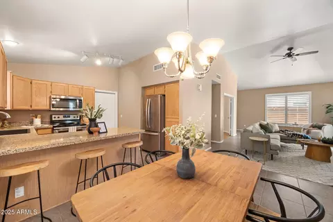 93 S Sandstone St, Gilbert, AZ 85296 photo 12