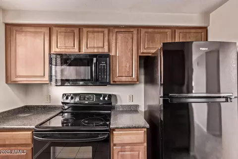 Kitchen - 3434 E Baseline Rd #214, Phoenix, AZ 85042 photo 2 of 2
