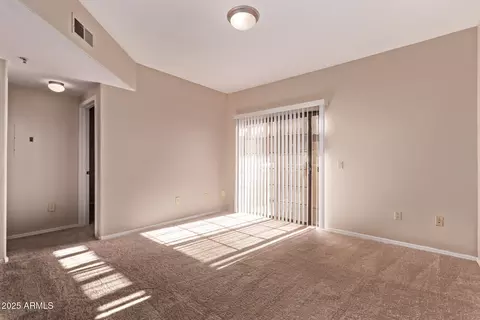 Living - 3434 E Baseline Rd #214, Phoenix, AZ 85042 photo 1 of 3