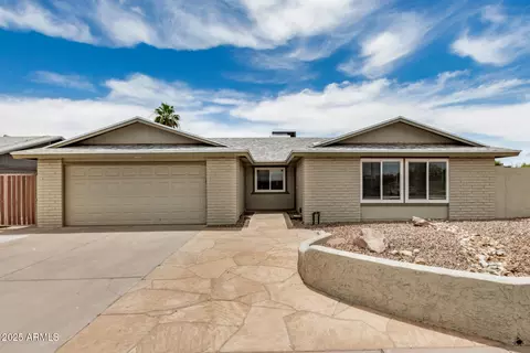 5101 E Toniko Dr, Phoenix, AZ 85044
