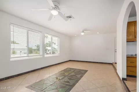 5101 E Toniko Dr, Phoenix, AZ 85044 photo 8