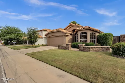 1558 W Maplewood St, Chandler, AZ 85286