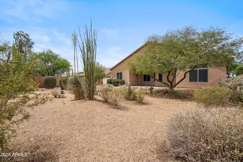 Exterior - 1029 E Ian Dr, Phoenix, AZ 85042 photo 4 of 10