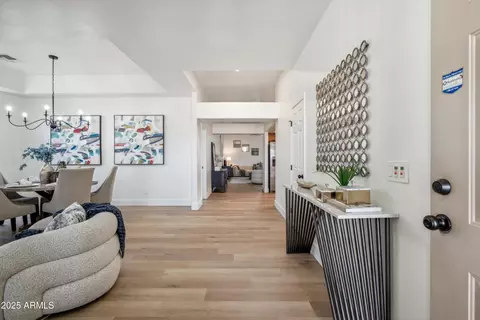 Entry Way - 1029 E Ian Dr, Phoenix, AZ 85042 photo 1 of 3