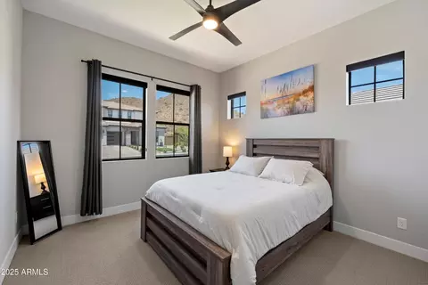 Bedroom - 2107 E Fallen Leaf Ln, Phoenix, AZ 85024 photo 4 of 5