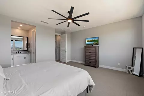Bedroom - 2107 E Fallen Leaf Ln, Phoenix, AZ 85024 photo 3 of 5