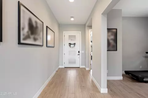 Entry Way - 2107 E Fallen Leaf Ln, Phoenix, AZ 85024 photo 1 of 3