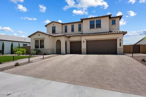 2107 E Fallen Leaf Ln, Phoenix, AZ 85024