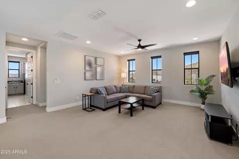 Other - 2107 E Fallen Leaf Ln, Phoenix, AZ 85024 photo 7 of 14