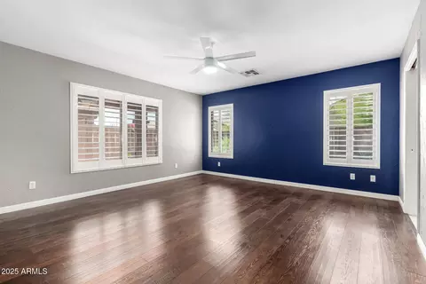 Living - 3913 E Derringer Way, Gilbert, AZ 85297 photo 4 of 4