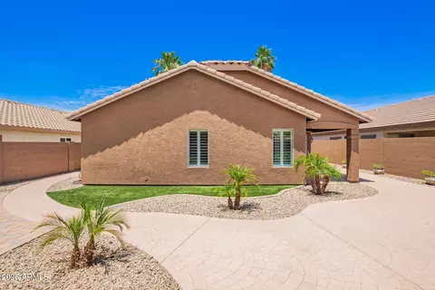 Exterior - 3913 E Derringer Way, Gilbert, AZ 85297 photo 3 of 4