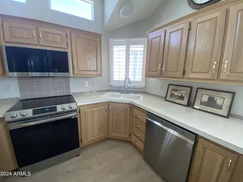 2066 W Klamath Ave #66, Apache Junction, AZ 85119 photo 3