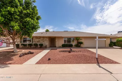 13247 W Bellwood Dr, Sun City West, AZ 85375