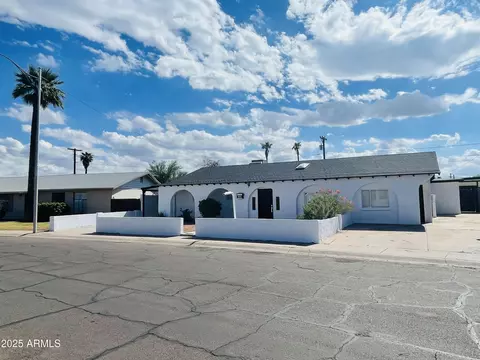 3062 N 42nd Ave, Phoenix, AZ 85019