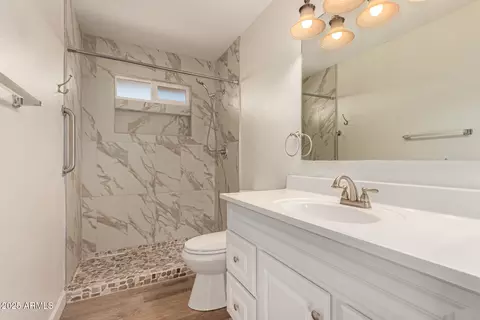 Bath - 5627 E Covina Rd, Mesa, AZ 85205 photo 2 of 2
