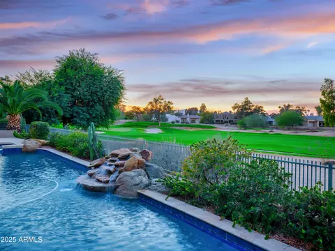 9878 N 79th Pl, Scottsdale, AZ 85258