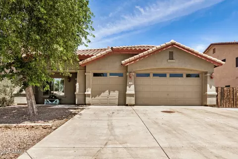726 E Heather Dr, San Tan Valley, AZ 85140