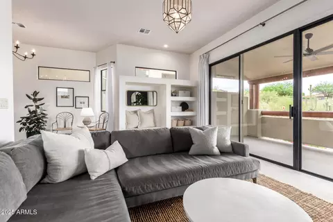 12642 N Mountainside Dr #B, Fountain Hills, AZ 85268