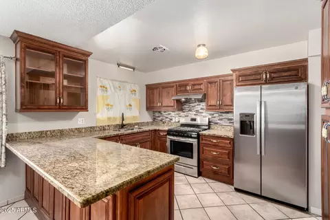 6837 W Camelback Rd, Phoenix, AZ 85033 photo 9