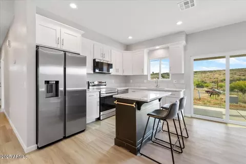 20025 E Lakeside Rd, Mayer, AZ 86333 photo 9
